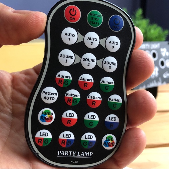 ⚡️ USB Powered LED Laser Party Light with remote control - Picture 11 of 17